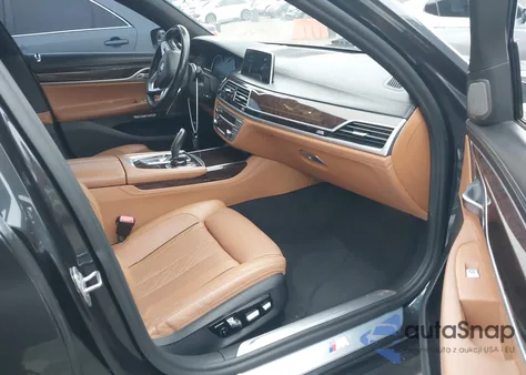 2018 BMW 740I из США, поврежденный, VIN WBA7E2C52JG741730